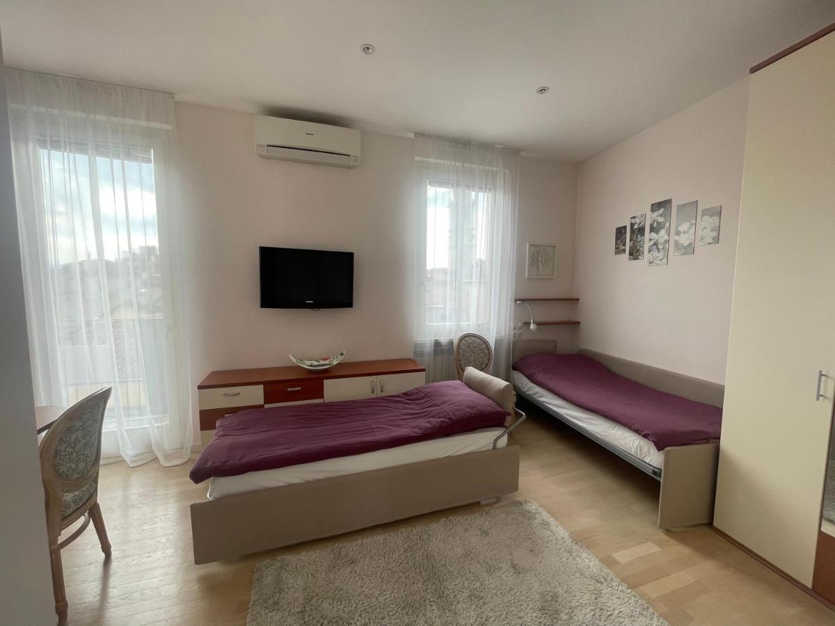 Central Loft Варезе Экстерьер фото